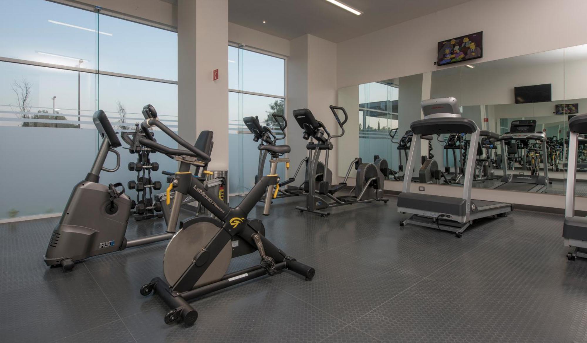 Microtel Inn & Suites By Wyndham Irapuato Εξωτερικό φωτογραφία