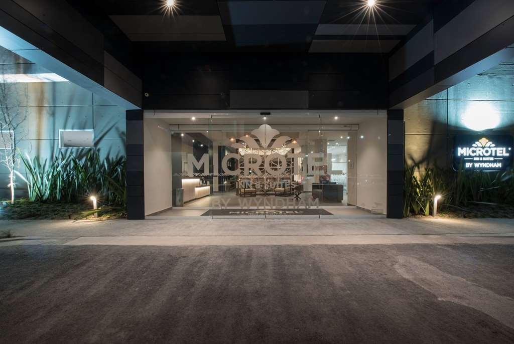 Microtel Inn & Suites By Wyndham Irapuato Εξωτερικό φωτογραφία